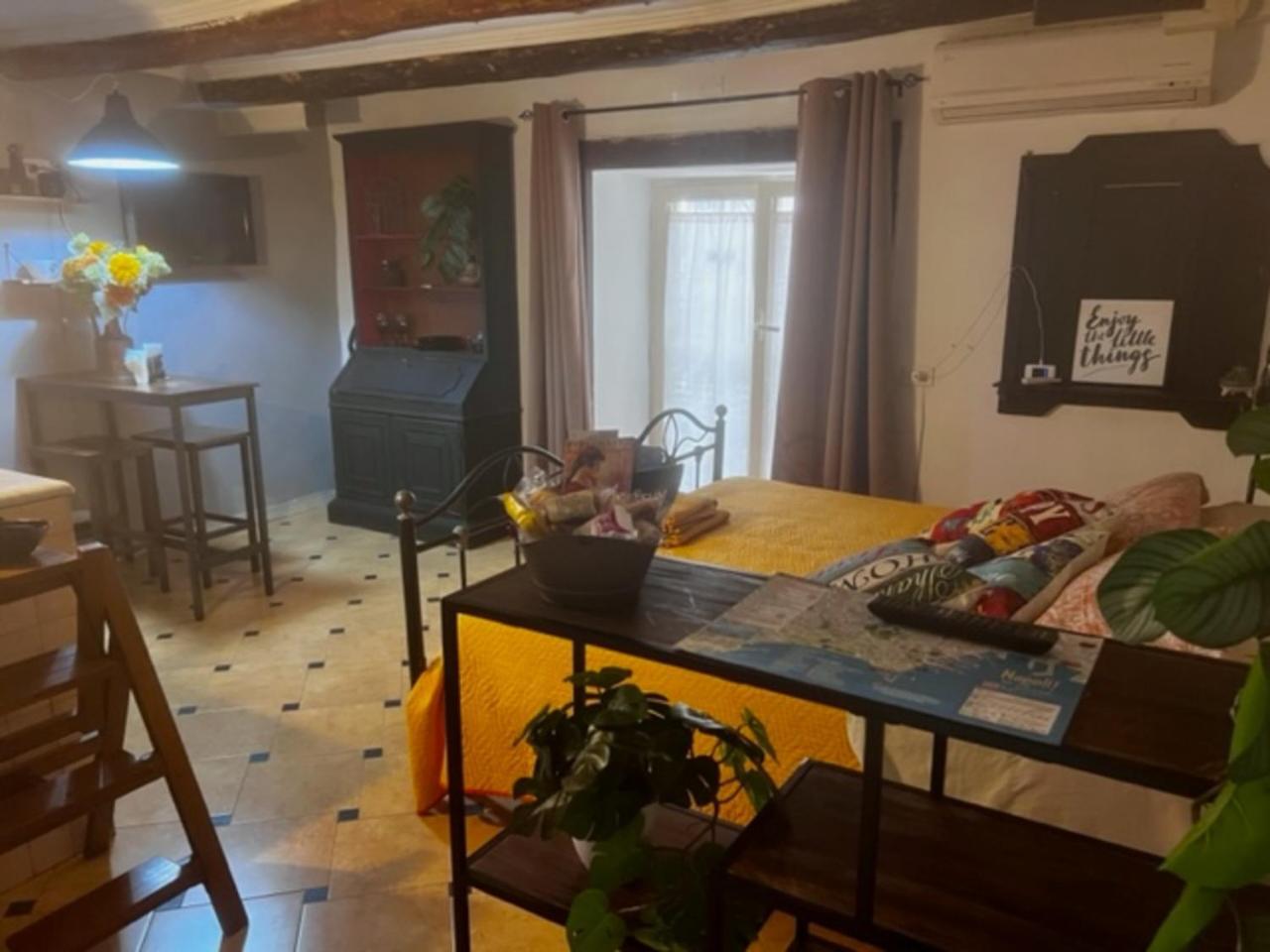 Bella Mbriana Rooms Naples Exterior photo