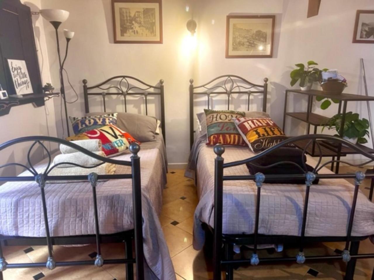 Bella Mbriana Rooms Naples Exterior photo